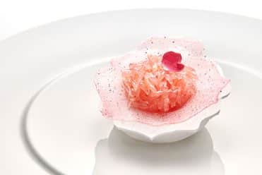 Dessert à l'eau de rose et pamplemousse Rosa Norohy